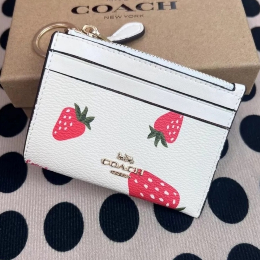 Coach Strawberry Leather Card Case Business Card Holder mini wallet Wh Keychain